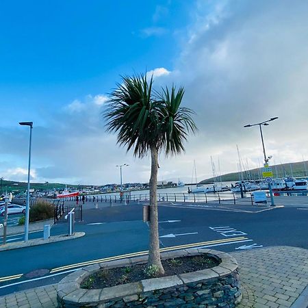 Dingle Marina Lodge Екстер'єр фото