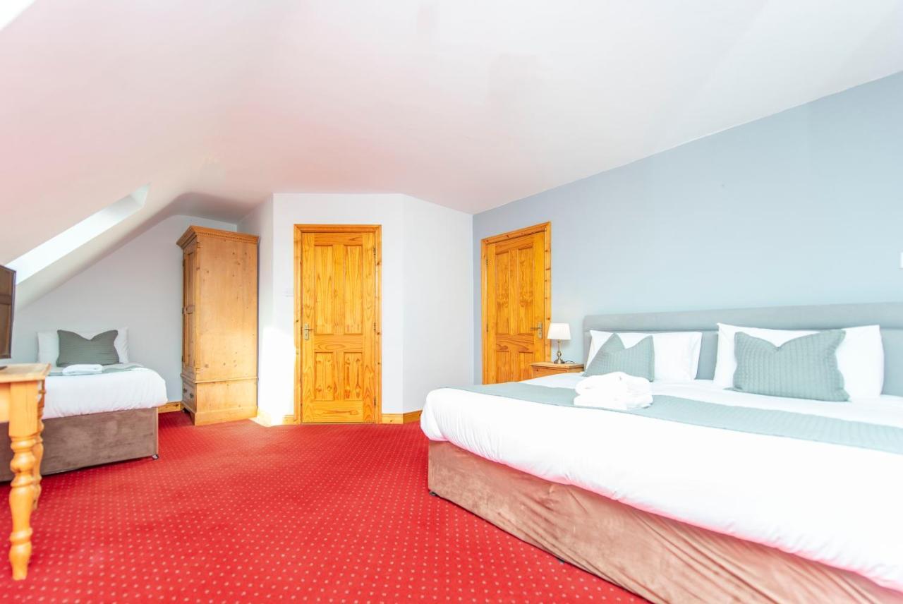 Dingle Marina Lodge Екстер'єр фото