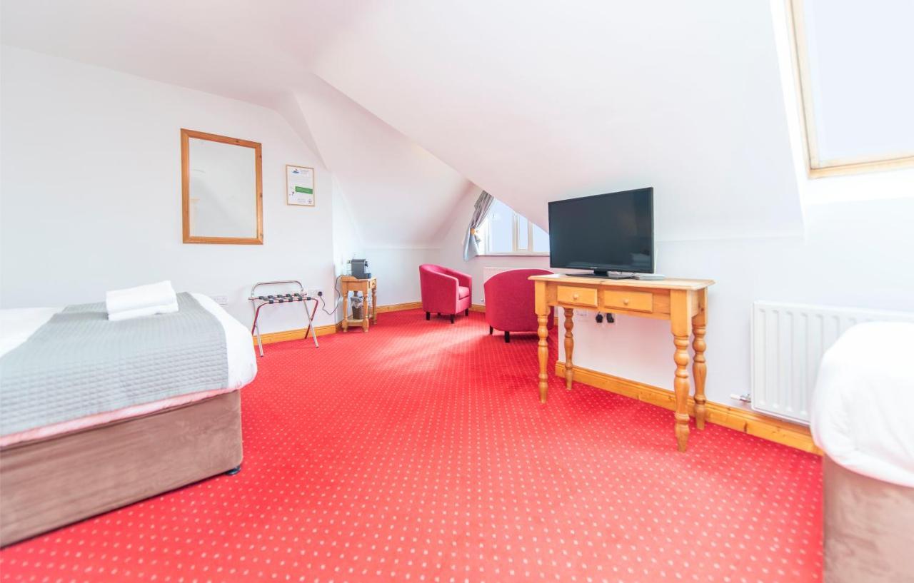 Dingle Marina Lodge Екстер'єр фото