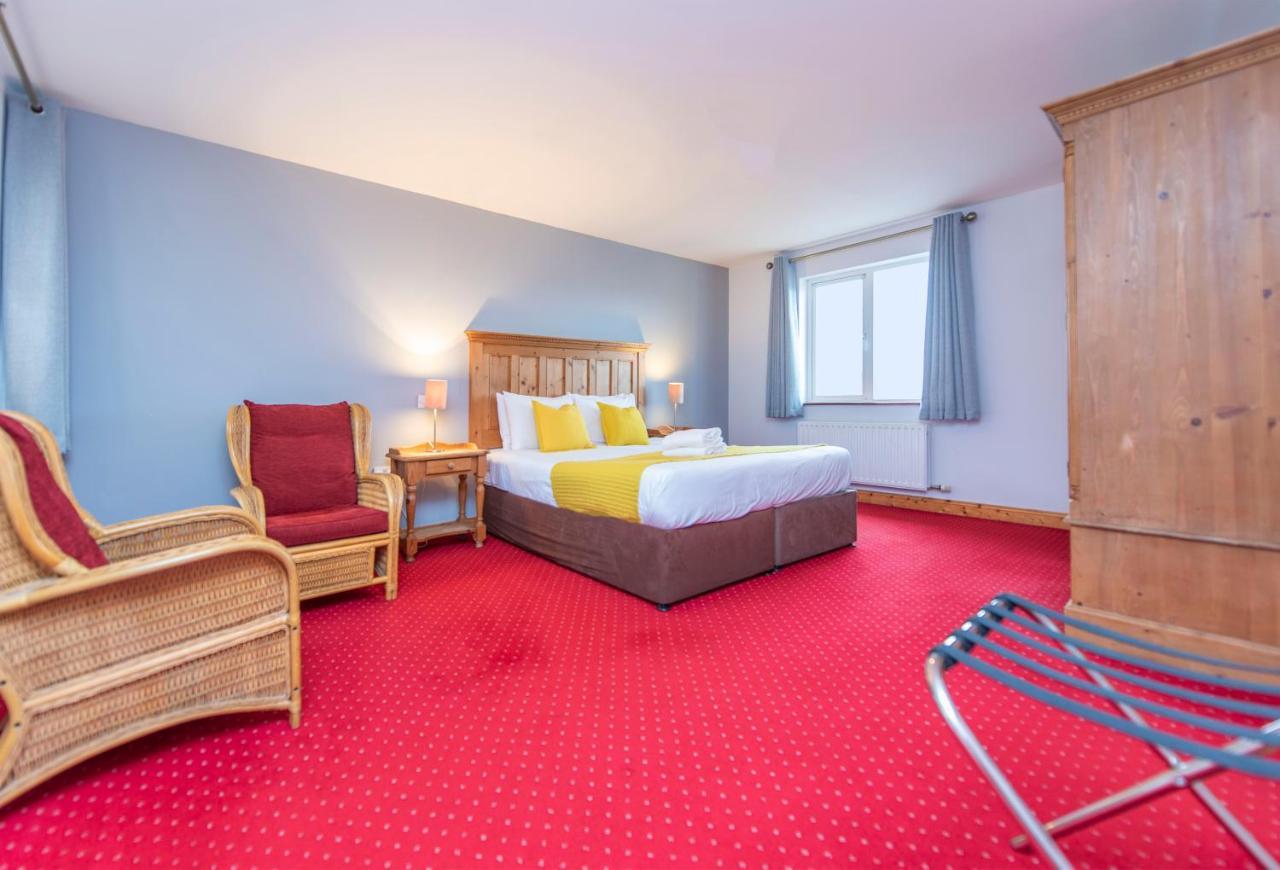 Dingle Marina Lodge Екстер'єр фото
