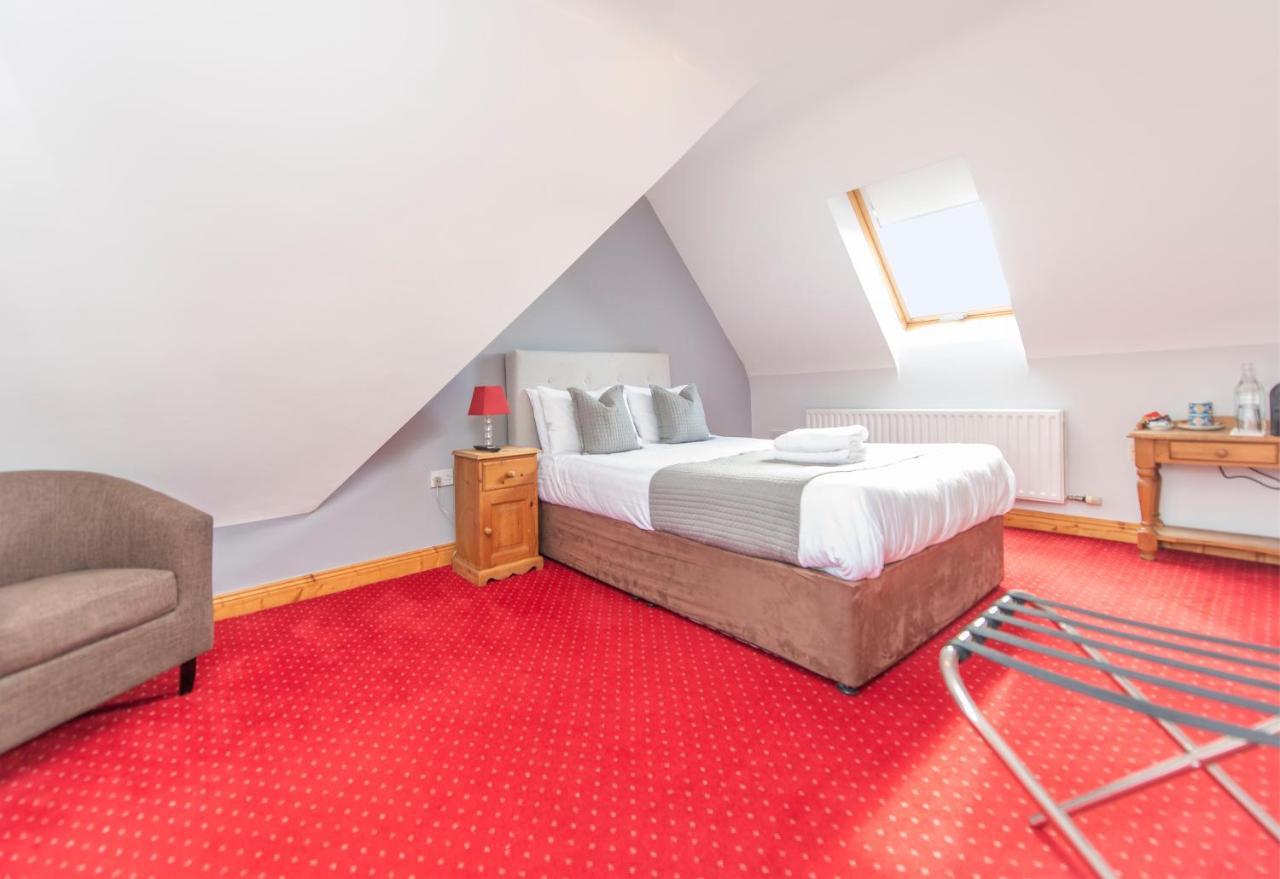 Dingle Marina Lodge Екстер'єр фото