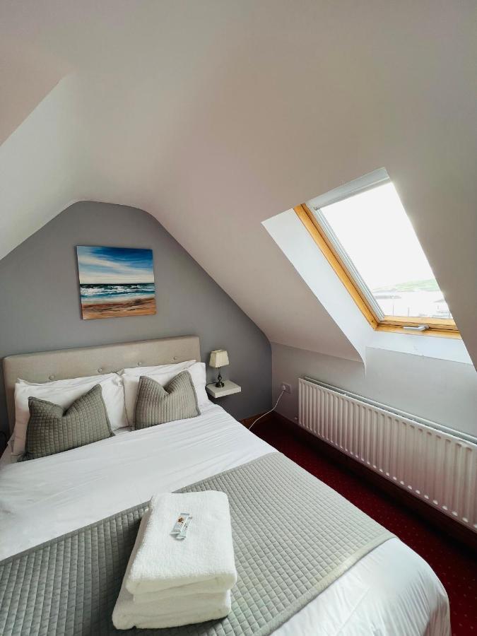 Dingle Marina Lodge Екстер'єр фото